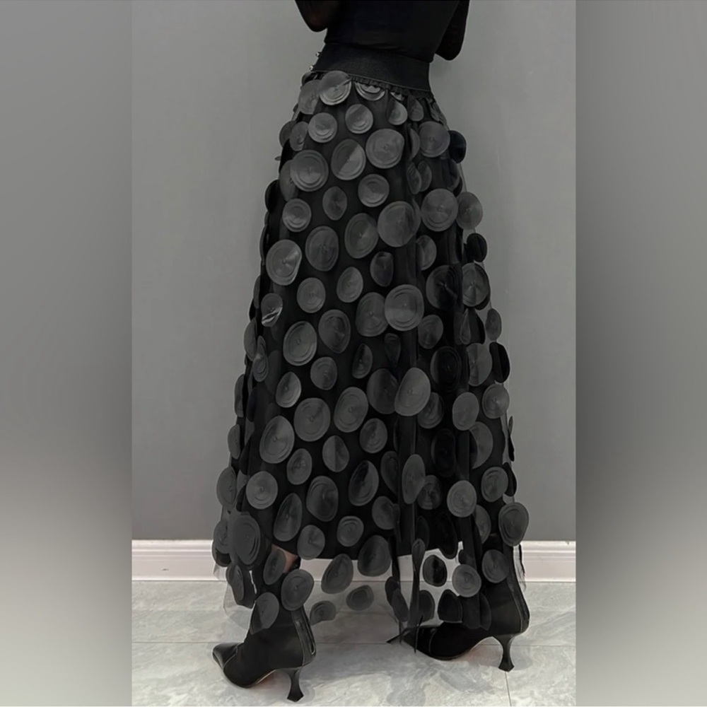 Elegant Polka Dot Tull Mesh Black 3D Patchwork A-Line Midi Skirt - Picture 2 of 8